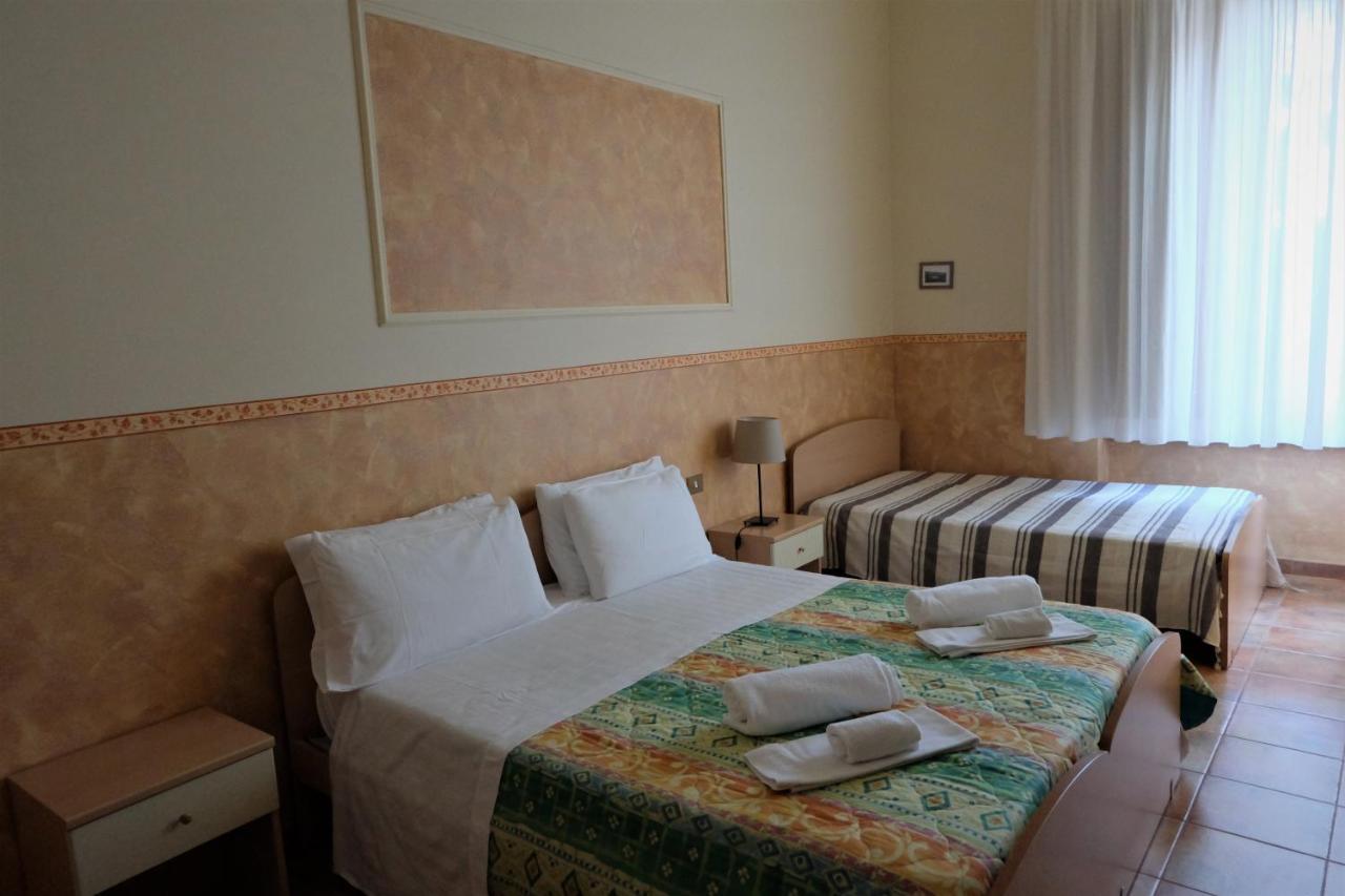 Hostel Il Tetto Melfi Kültér fotó
