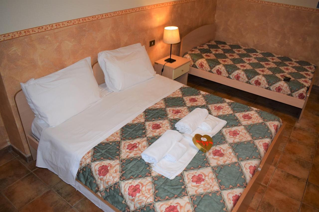 Hostel Il Tetto Melfi Kültér fotó