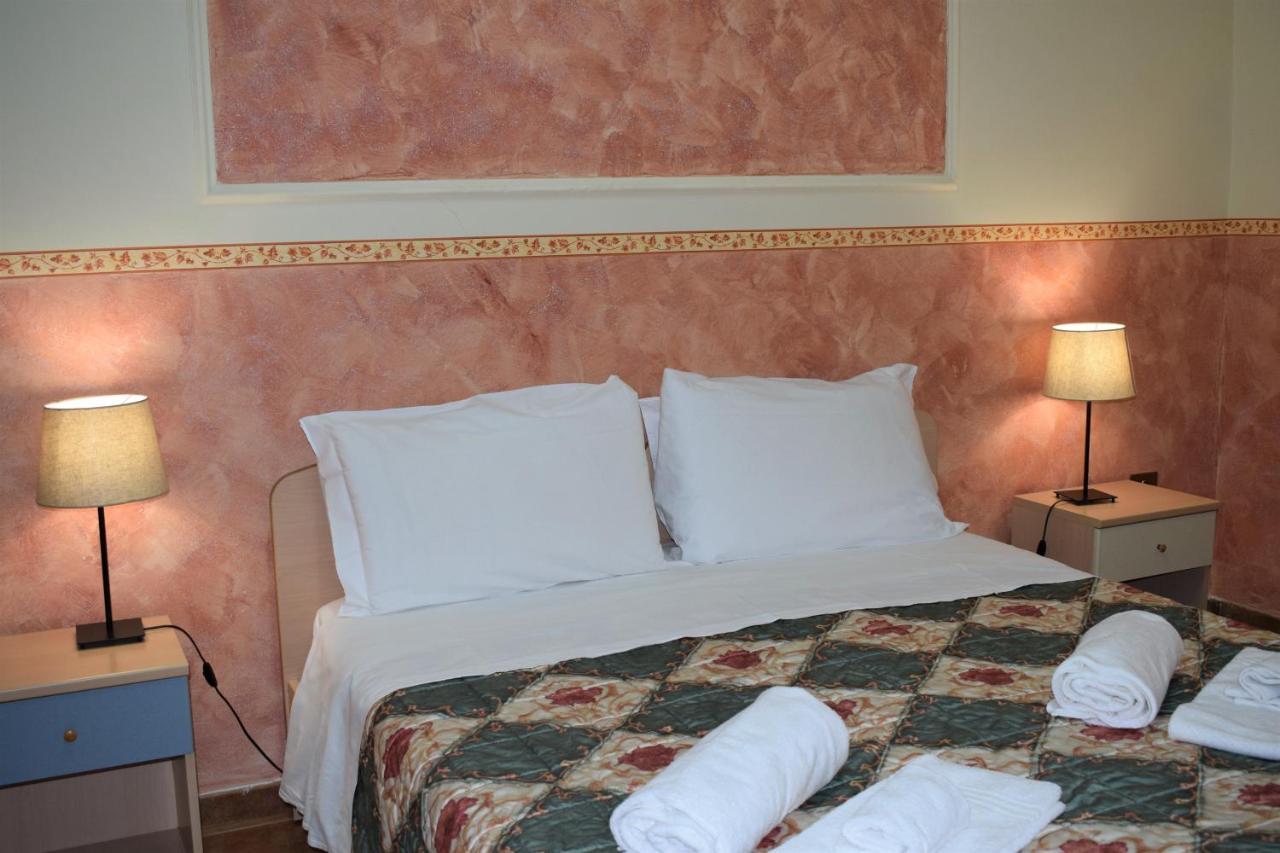 Hostel Il Tetto Melfi Kültér fotó
