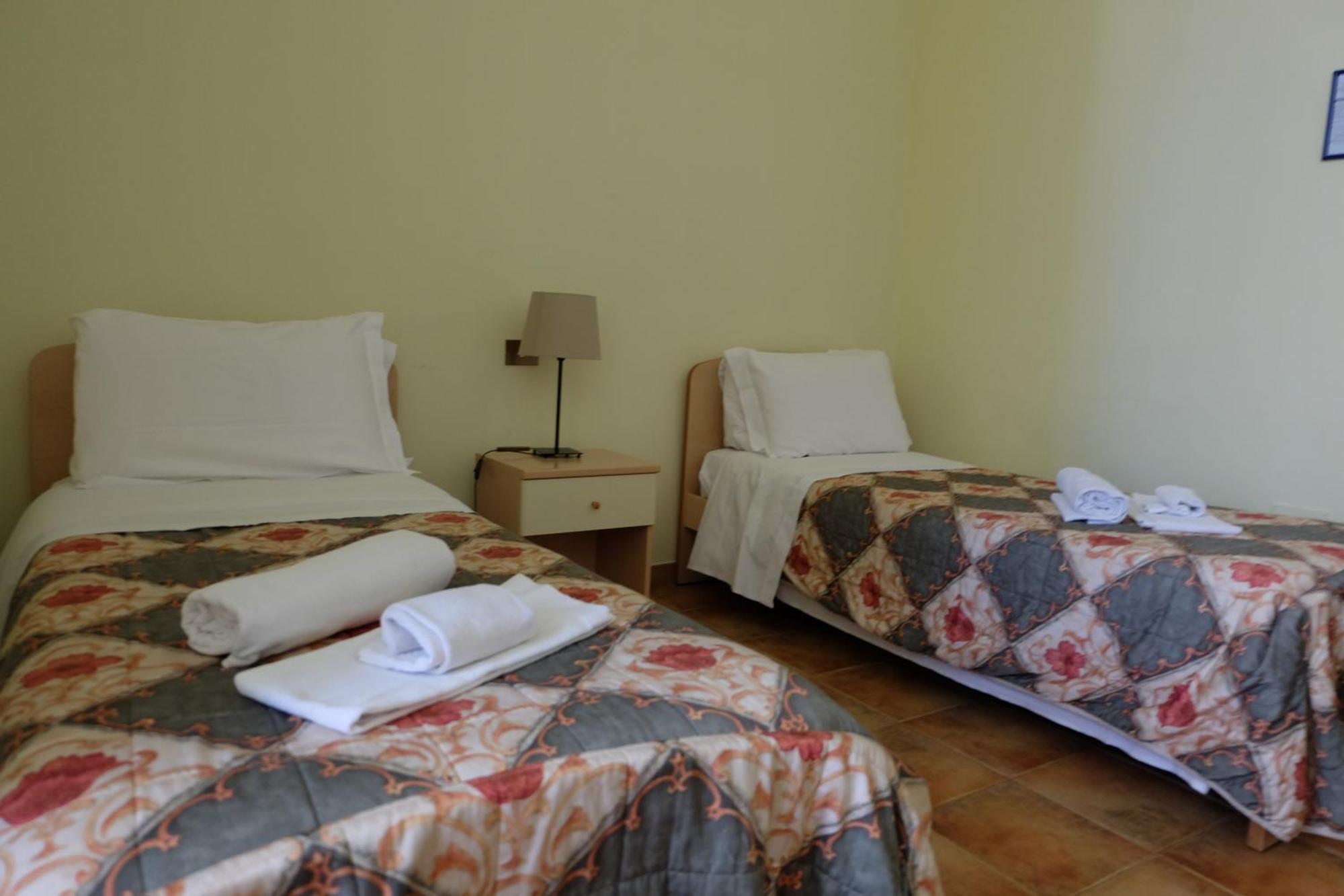 Hostel Il Tetto Melfi Kültér fotó
