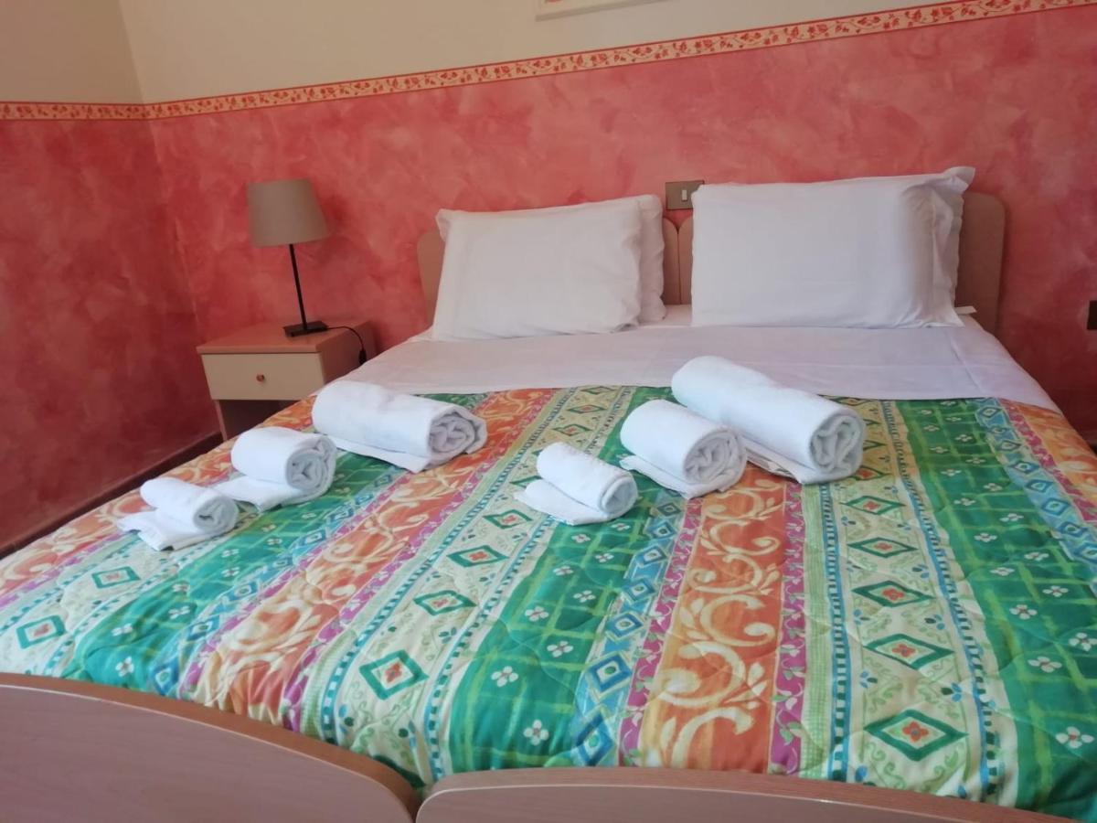 Hostel Il Tetto Melfi Kültér fotó
